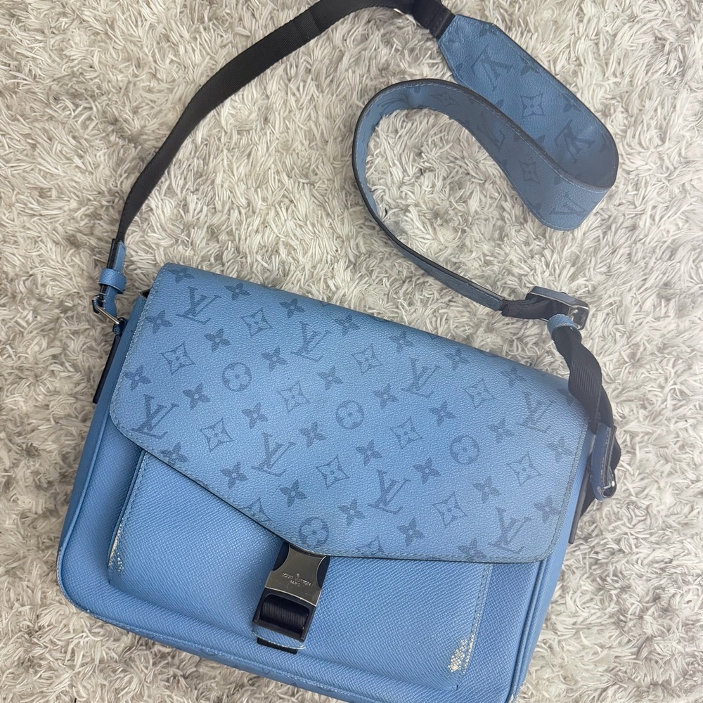 Louis Vuitton Baby Blue Monogram Messenger Bag